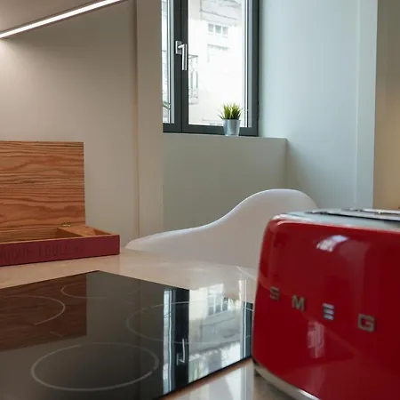 Marques Modern Art *